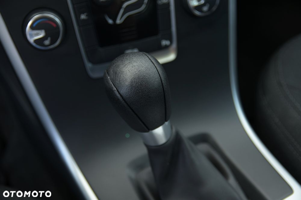 Volvo XC 60 - 33