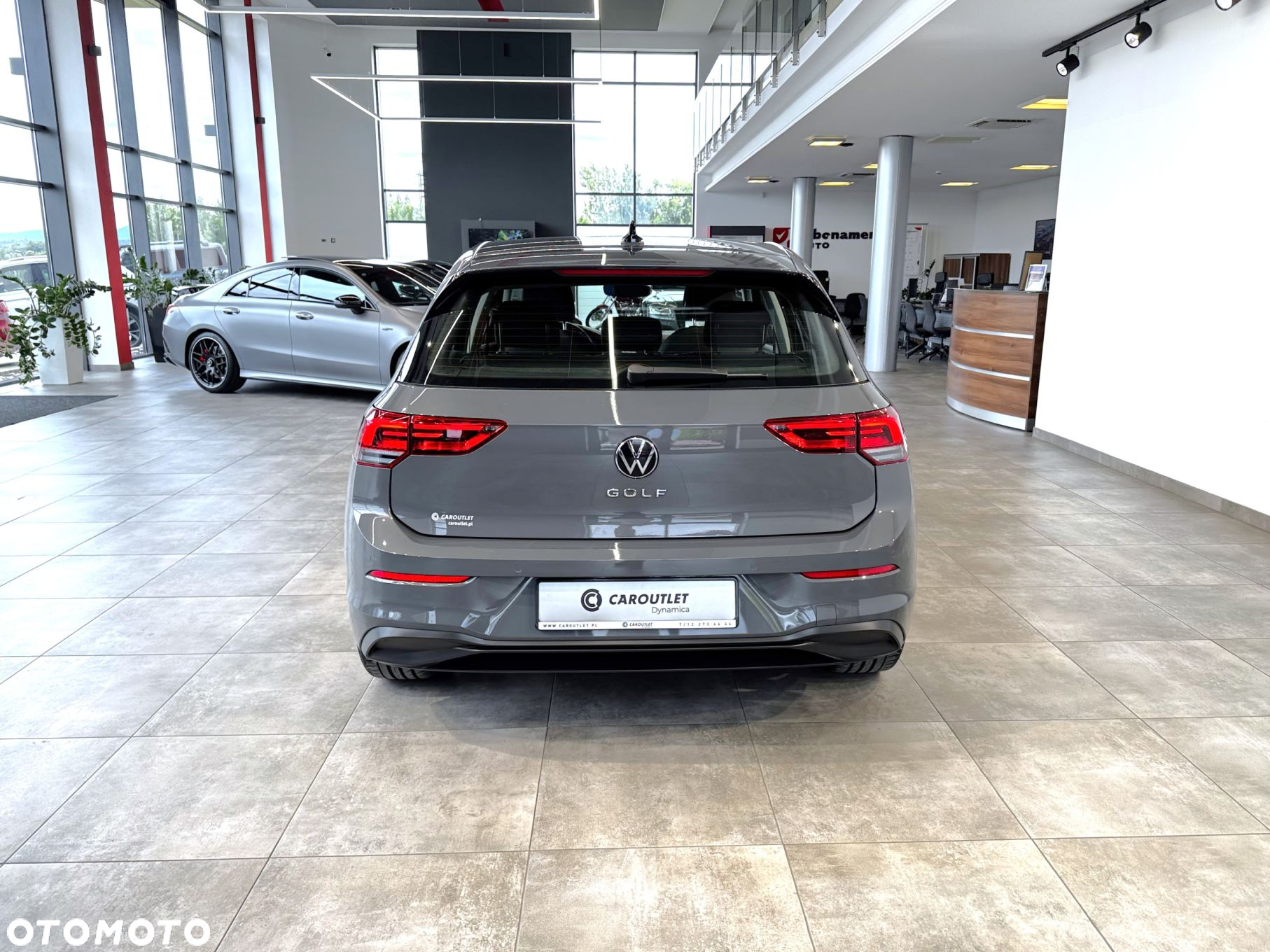Volkswagen Golf - 8