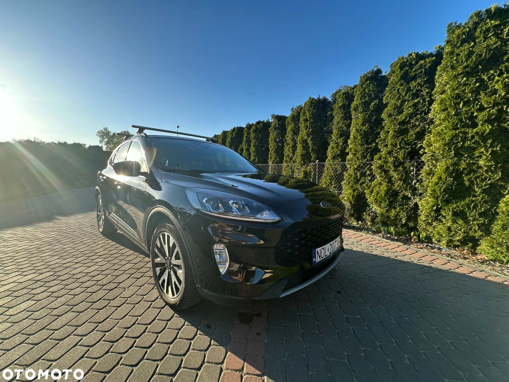 Ford Kuga 2.5 FHEV FWD Titanium - 27
