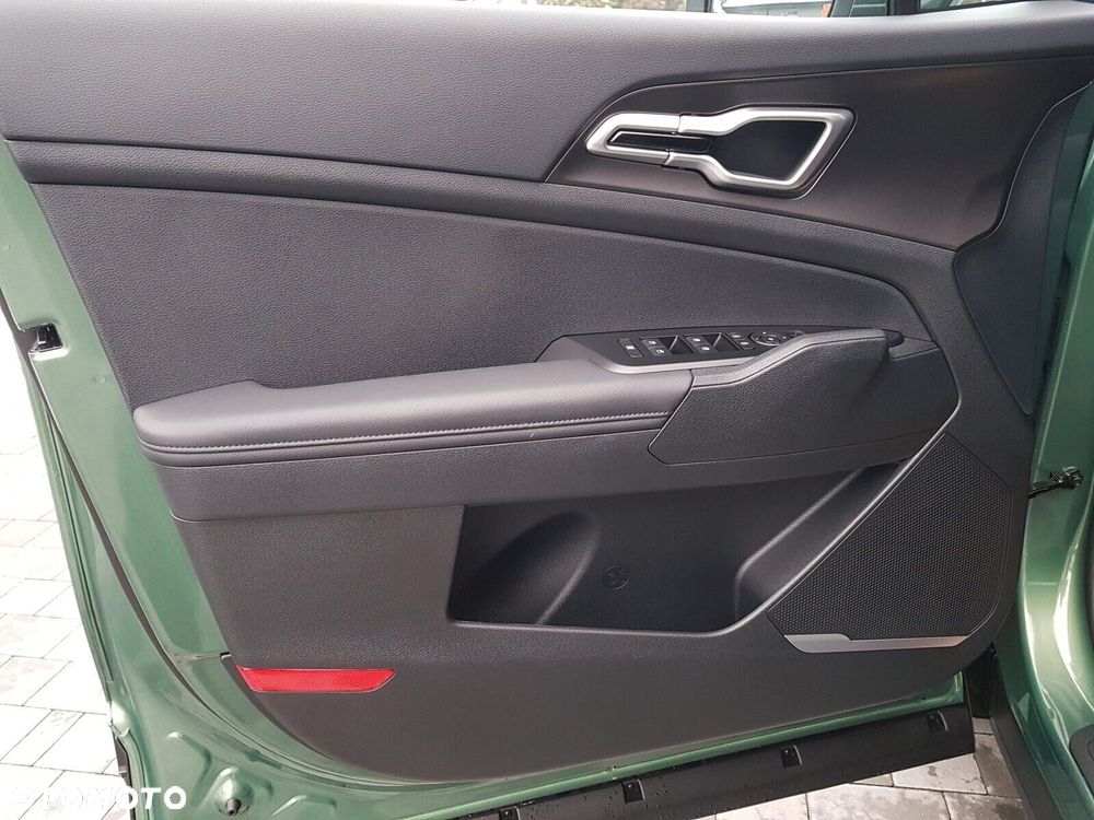 Kia Sportage 1.6 T-GDI HEV Anniversary 2WD - 11