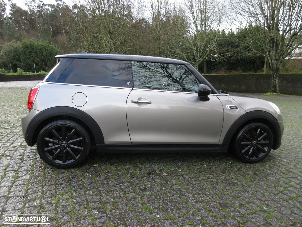 MINI 3 Portas Cooper D Auto - 8