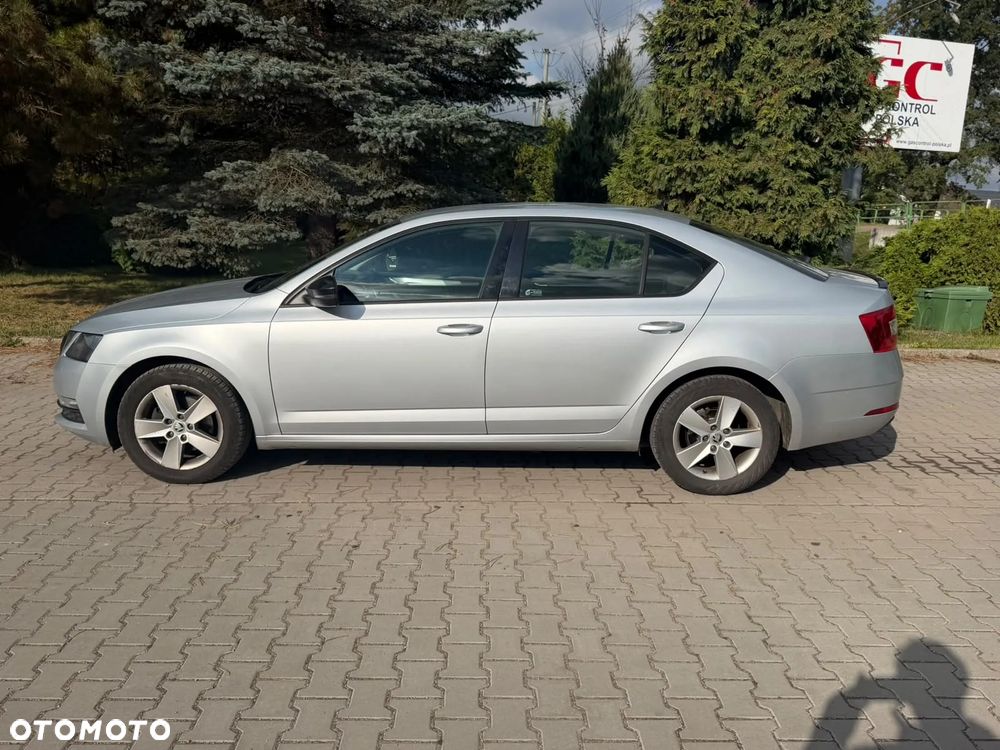 Skoda Octavia 1.5 TSI GPF ACT Ambition - 2