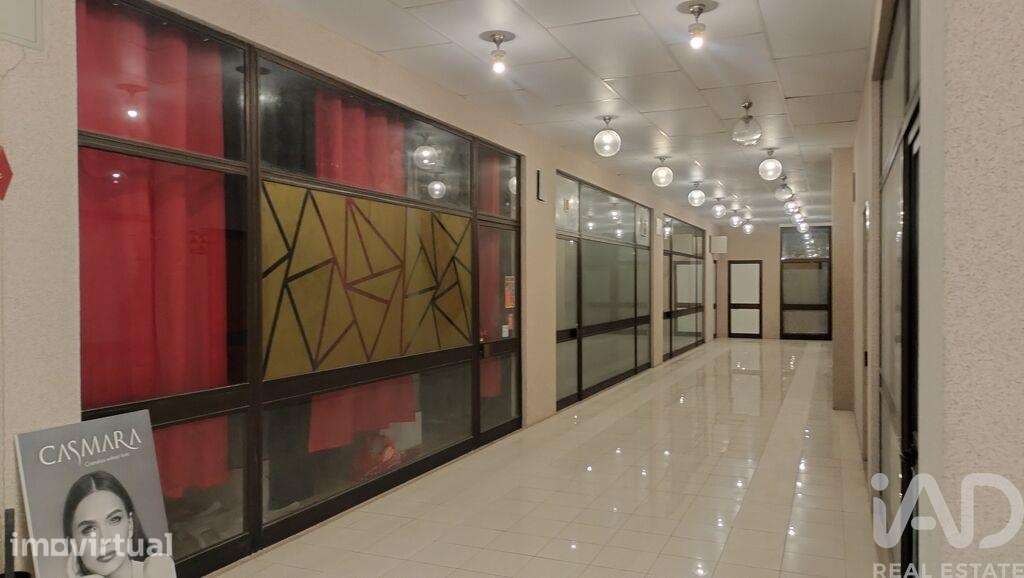 Loja / Estabelecimento Comercial em Buarcos E São Julião de 47,00 m2 - Grande imagem: 4/8