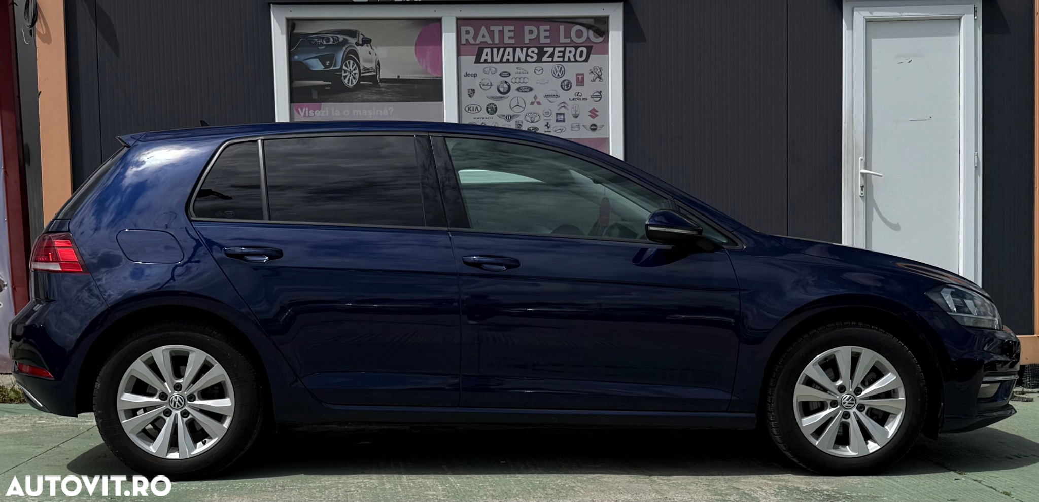 Volkswagen Golf 2.0 BlueTDI DSG Comfortline - 40