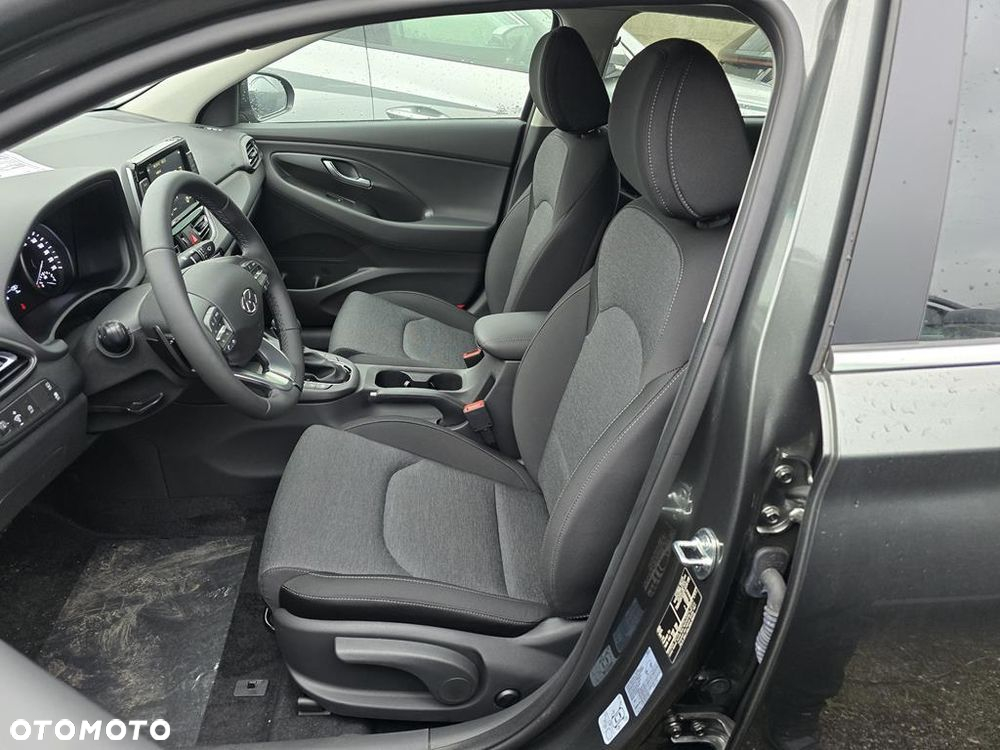 Hyundai i30 1.5 T-GDI 48V Smart DCT - 10