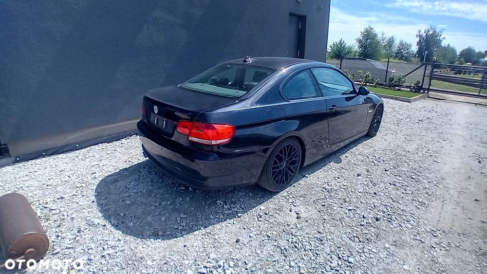 BMW Seria 3 320i - 7