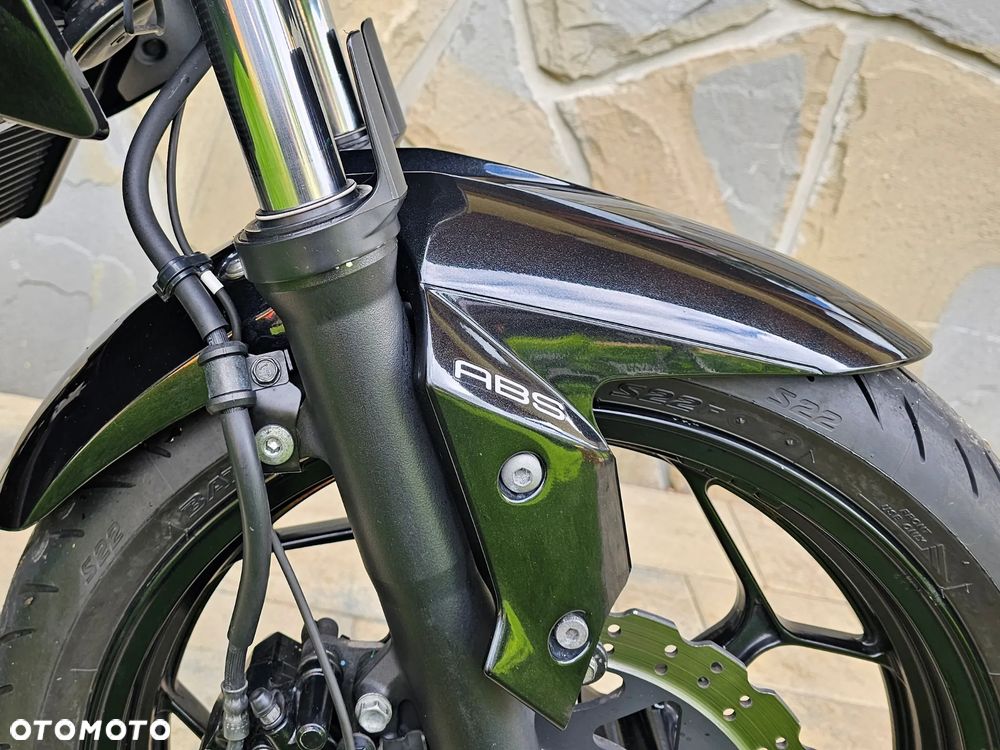 Kawasaki Z - 7