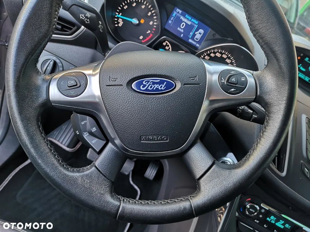 Ford Kuga 1.5 EcoBoost 2x4 Trend - 15
