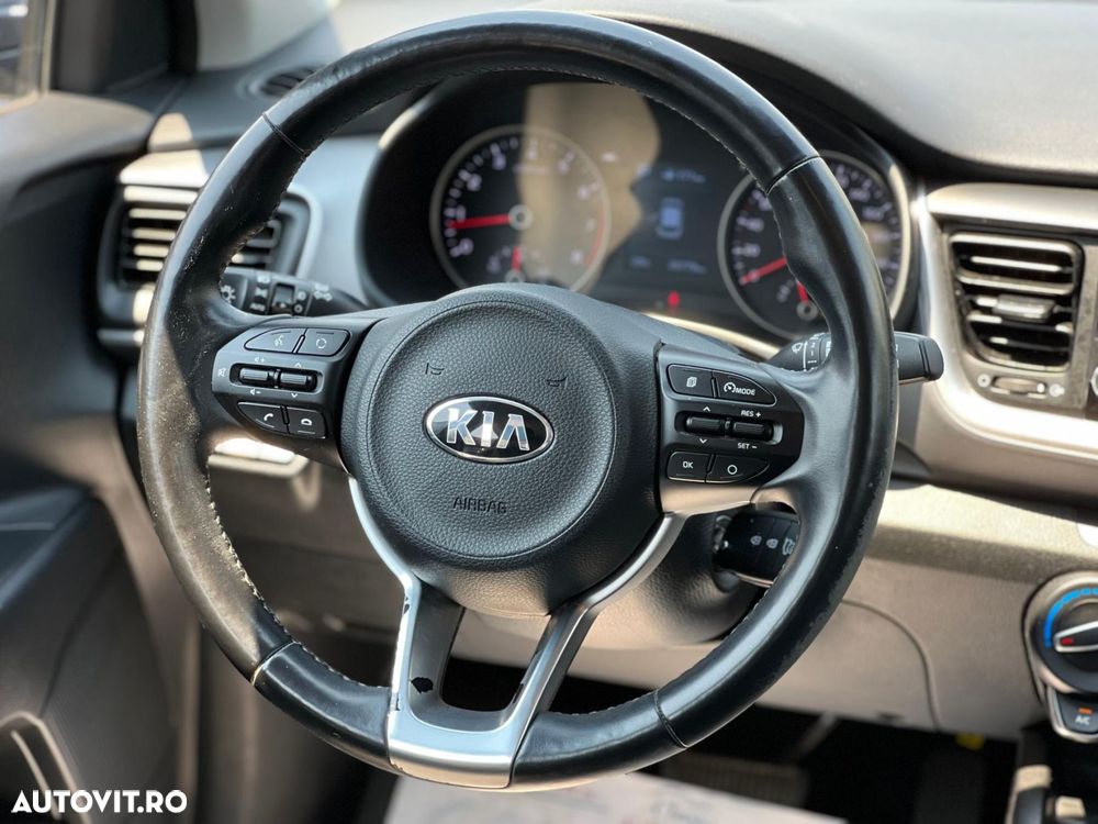 Kia Stonic 1.4 GSL 6AT Urban - 14