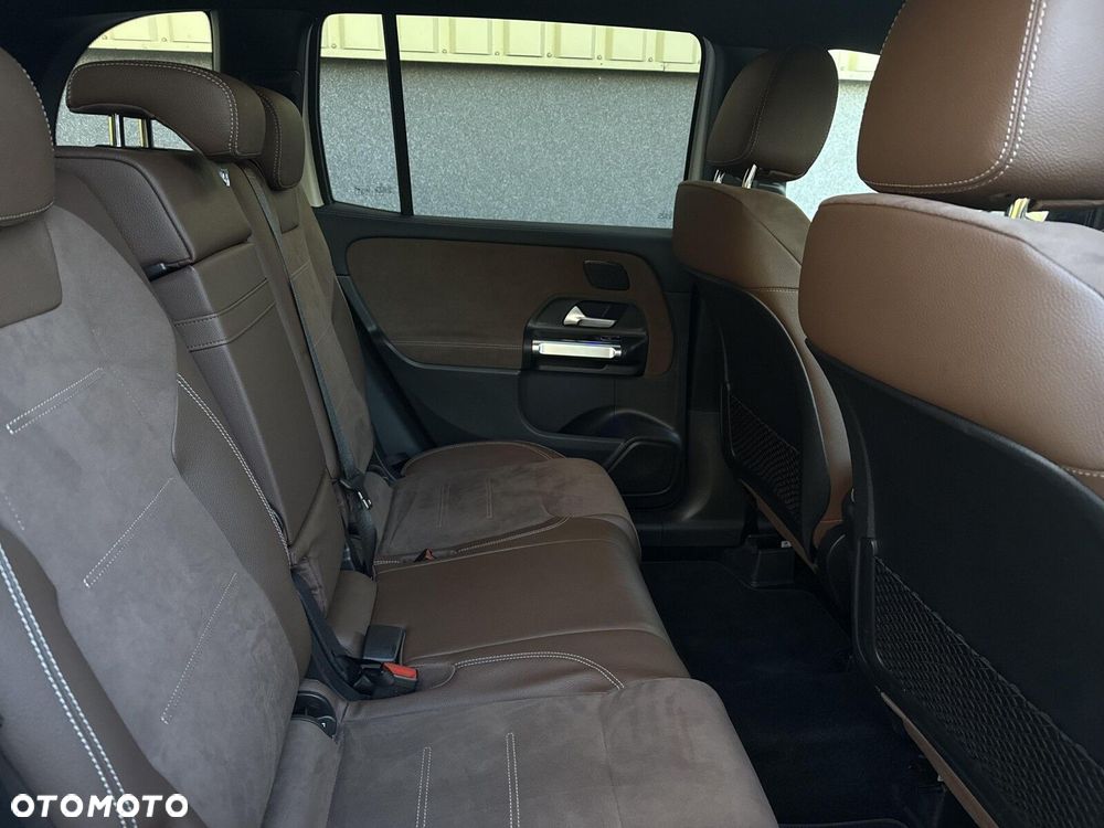 Mercedes-Benz GLB 200 d 4-Matic AMG Line 8G-DCT - 19