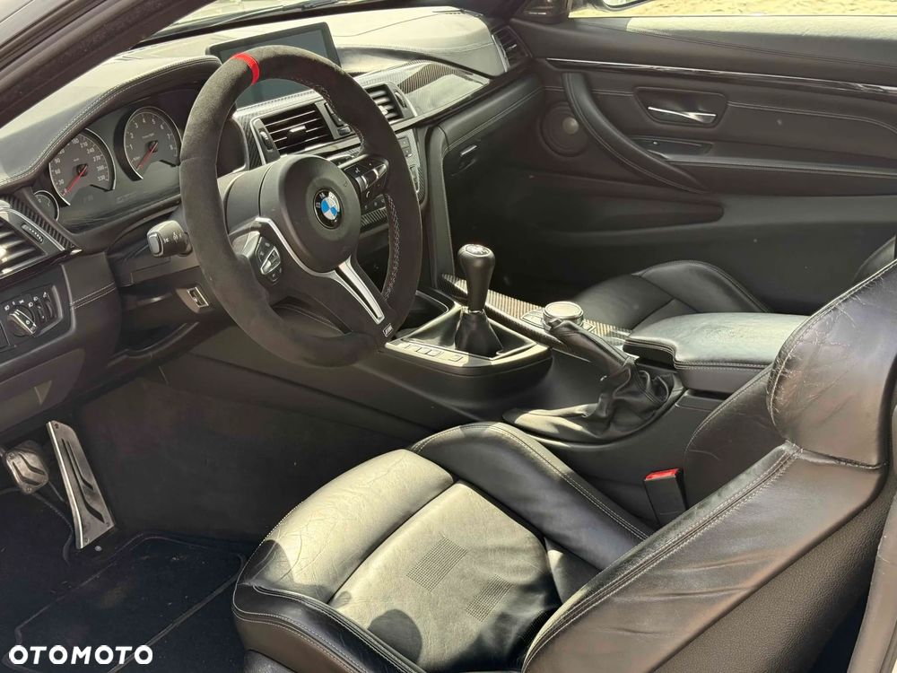 BMW M4 Coupe - 23