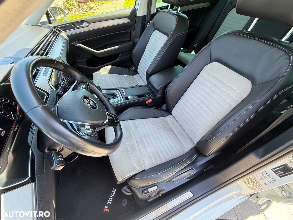 Volkswagen Passat 2.0 TDI DSG (BlueMotion Technology) Highline - 17