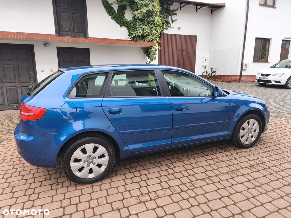 Audi A3 Sportback 1.6 Ambition - 9