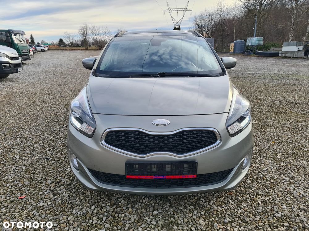 Kia Carens 1.7 CRDi 115 Dream-Team Edition - 2