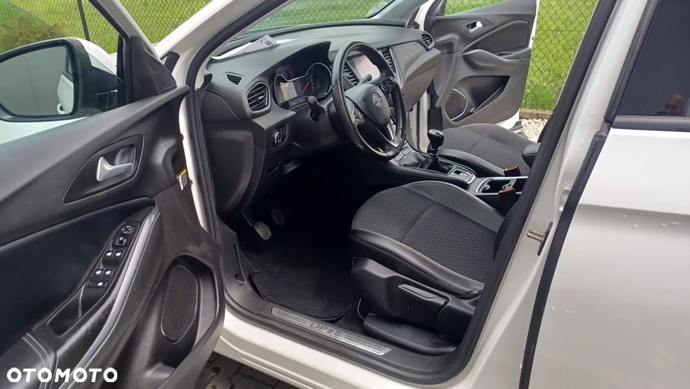 Opel Grandland X 1.6 D Start/Stop INNOVATION - 9