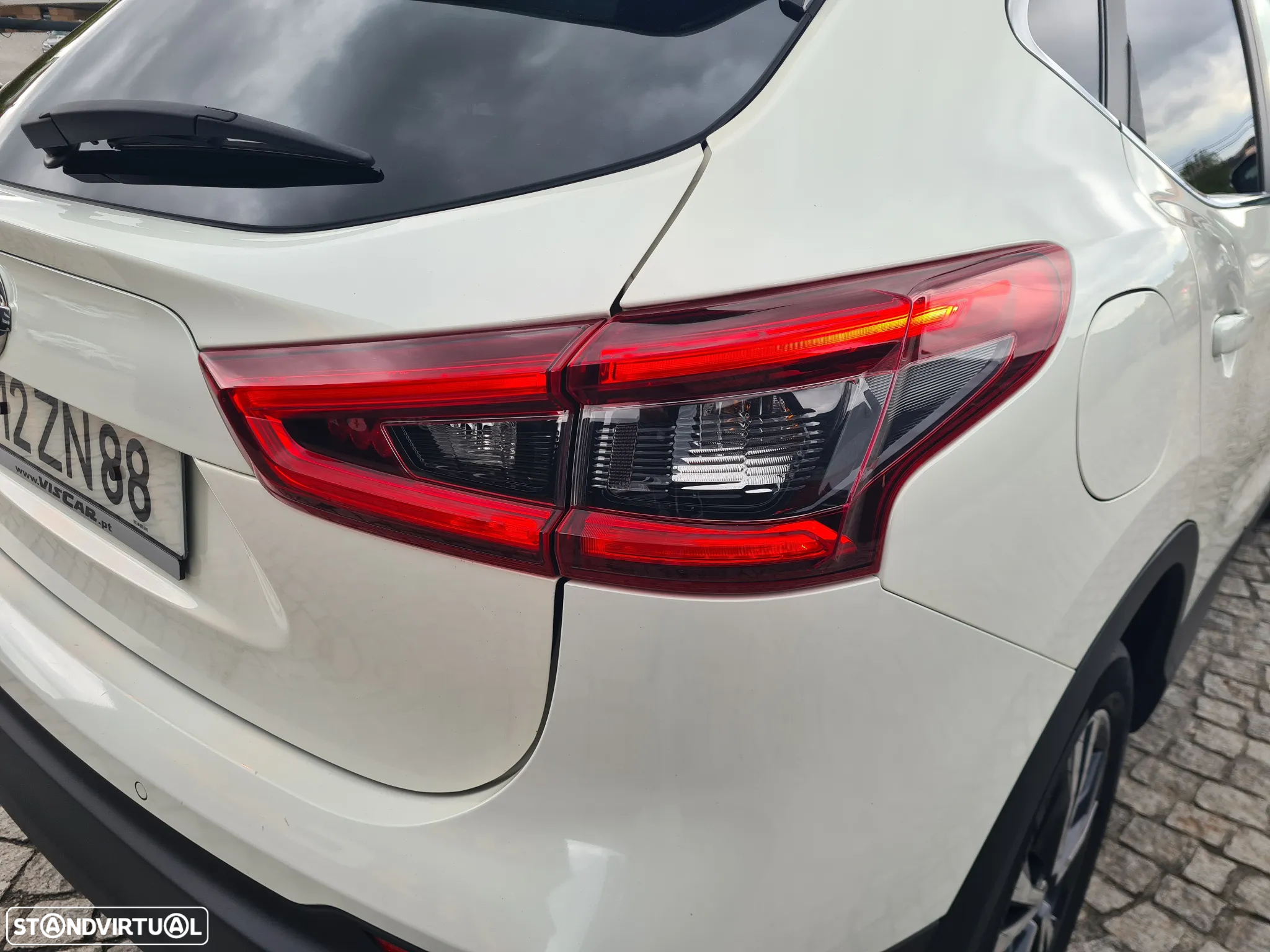 Nissan Qashqai 1.7 dCi N-Connecta - 9