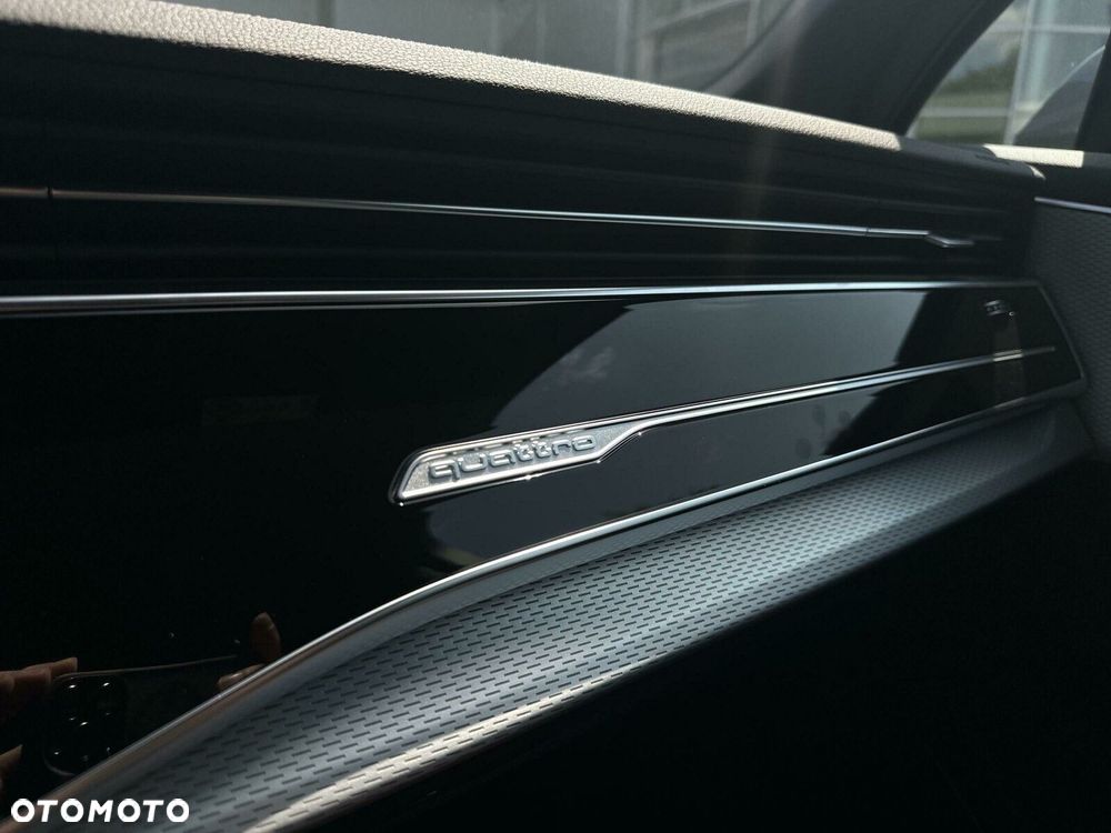 Audi Q7 - 17