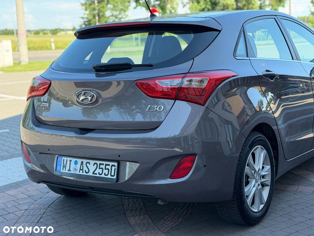 Hyundai i30 1.6 Automatik Trend - 22