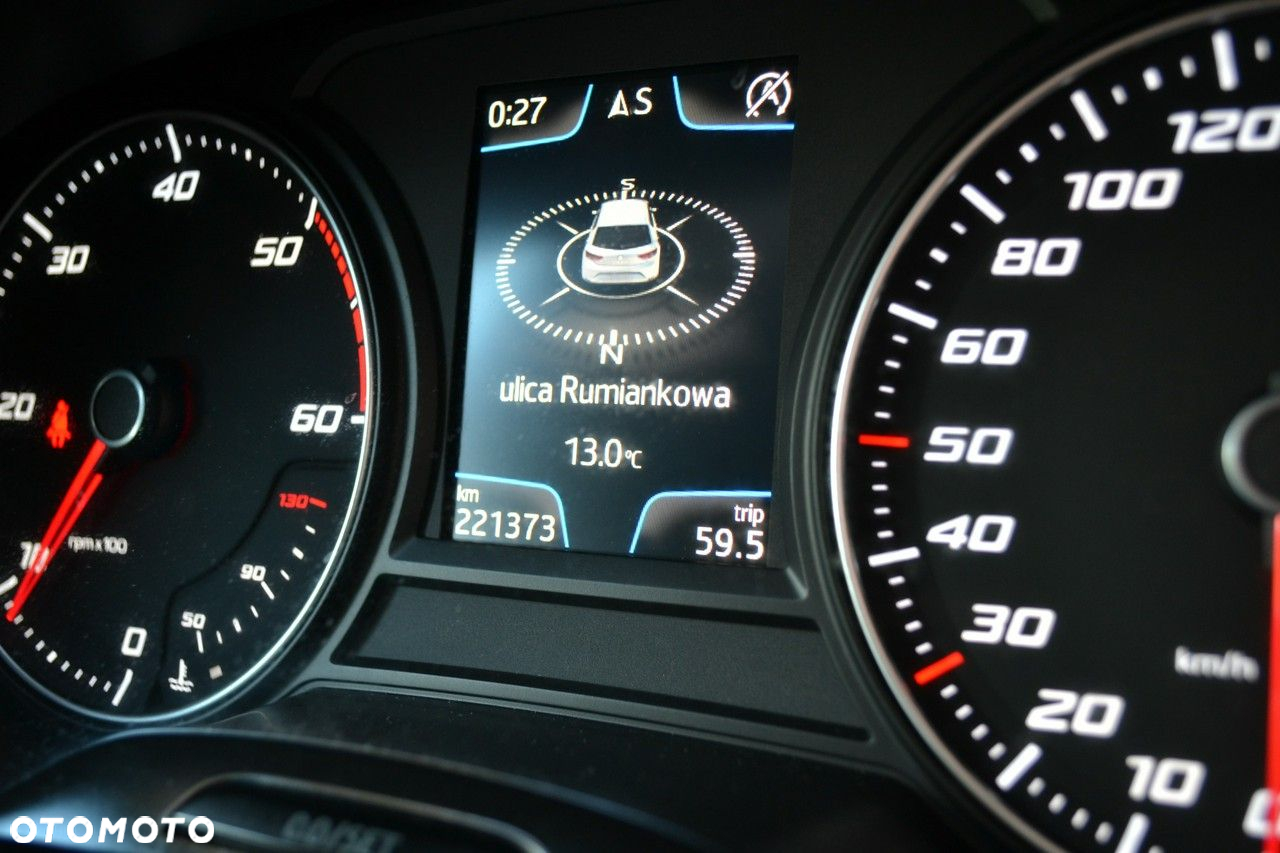 Seat Leon 1.6 TDI ECOMOTIVE Style - 17