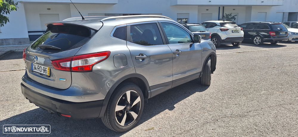 Nissan Qashqai 1.5 dCi N-Connecta - 4