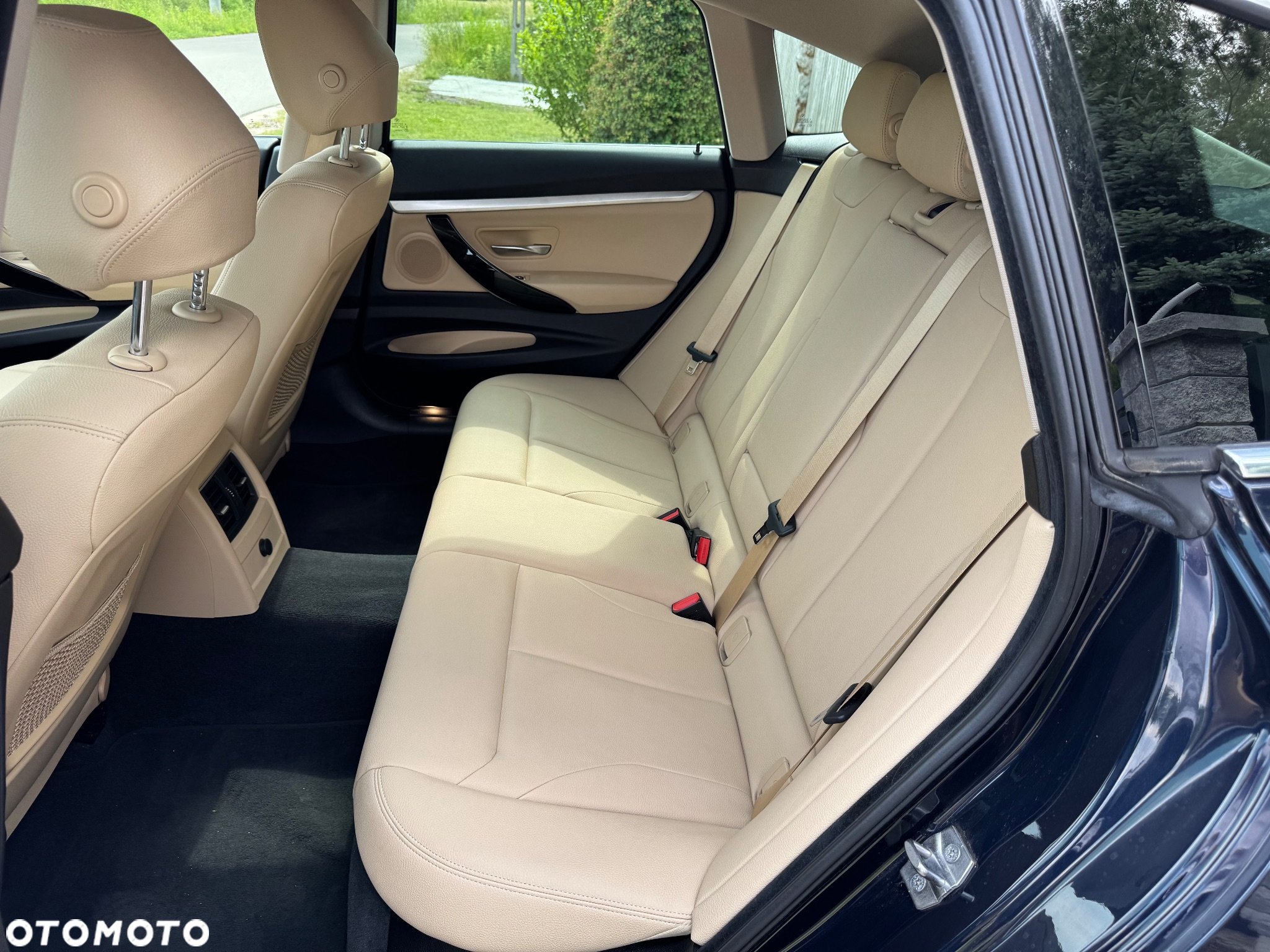 BMW 3GT 320i xDrive Luxury Line - 23