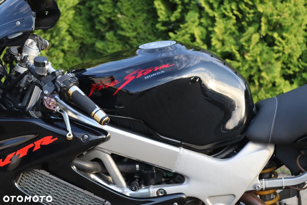 Honda VTR - 8