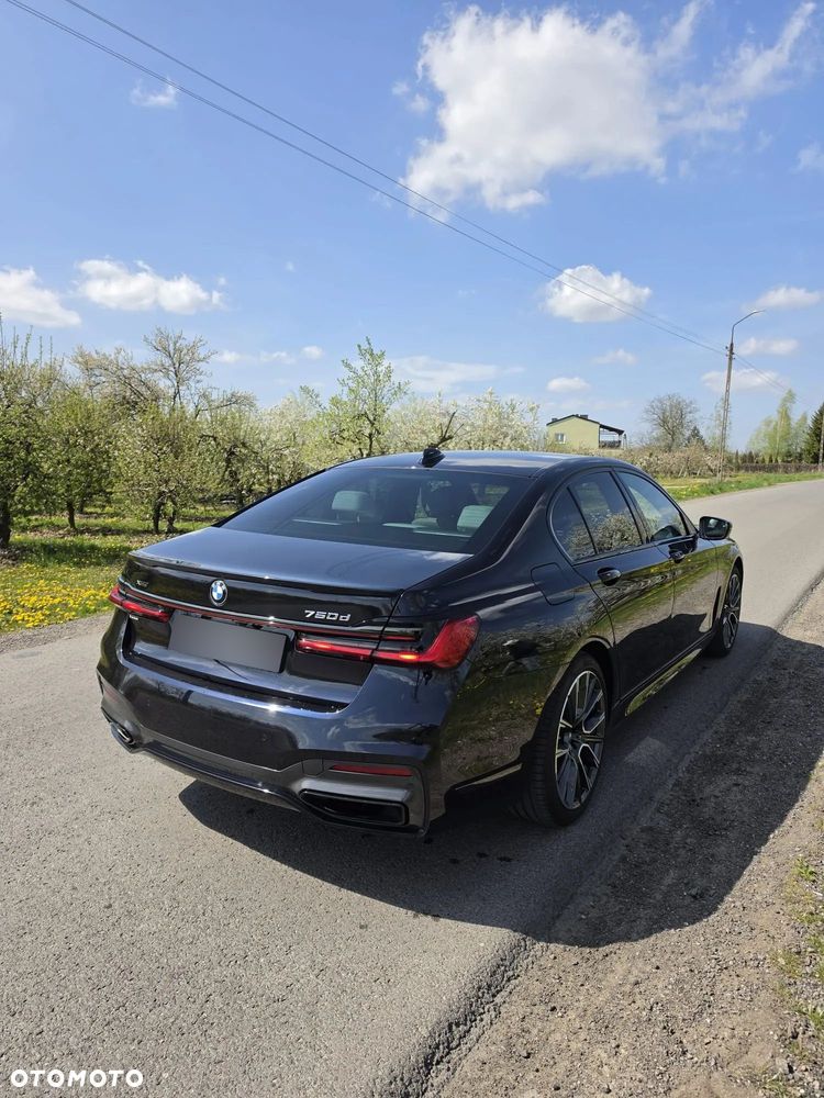 BMW Seria 7 750Ld xDrive sport - 10