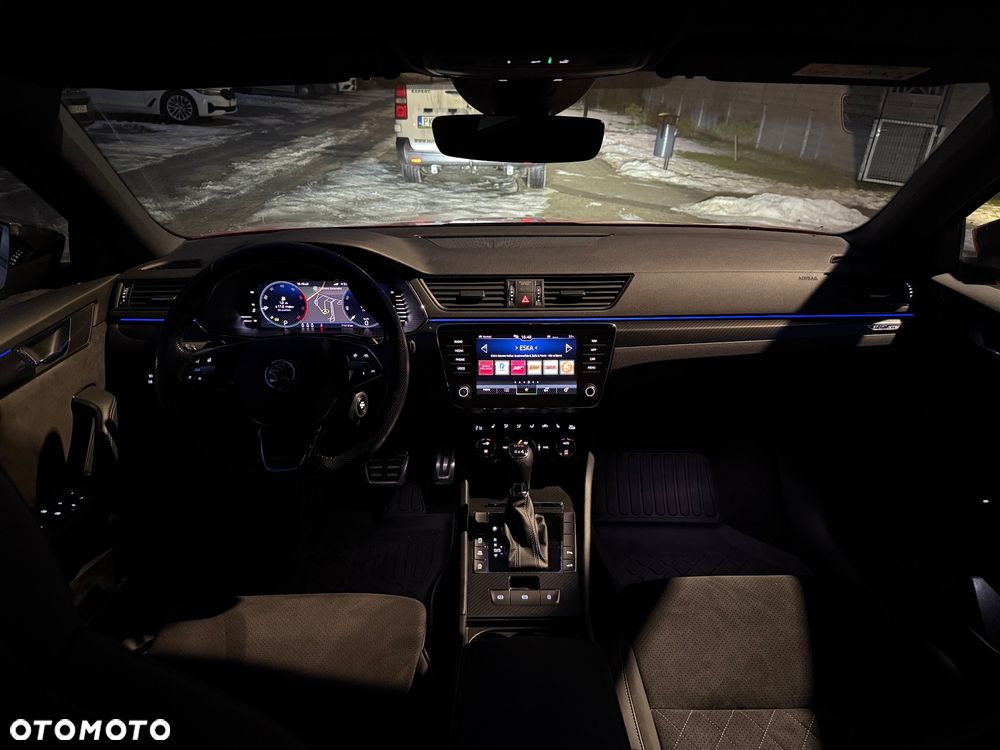 Skoda Superb 2.0 TDI SCR 4x4 Sportline DSG - 24