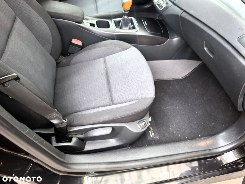 Renault Laguna 1.6 16V Emotion - 23