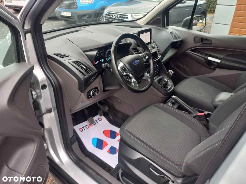 Ford Transit Connect - 13