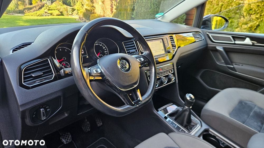 Volkswagen Golf Sportsvan - 15
