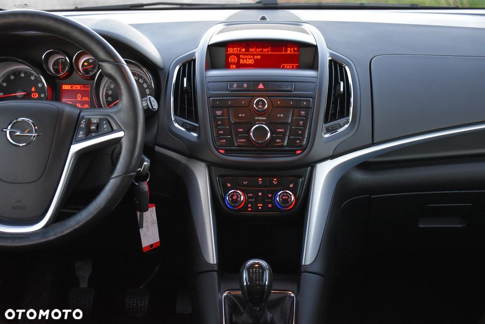 Opel Zafira Tourer 1.4 Turbo Innovation - 21