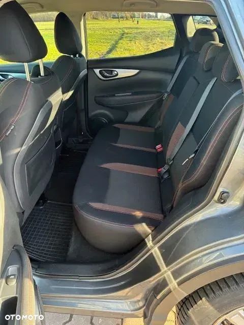 Nissan Qashqai 1.3 DIG-T N-CONNECTA - 11