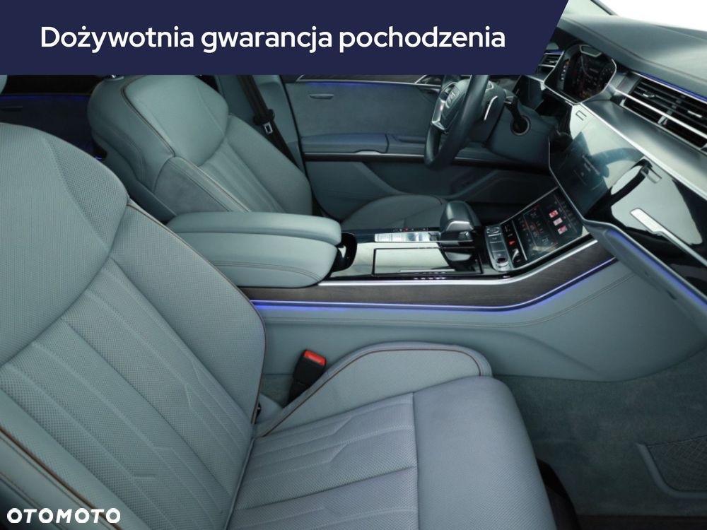Audi A8 - 9