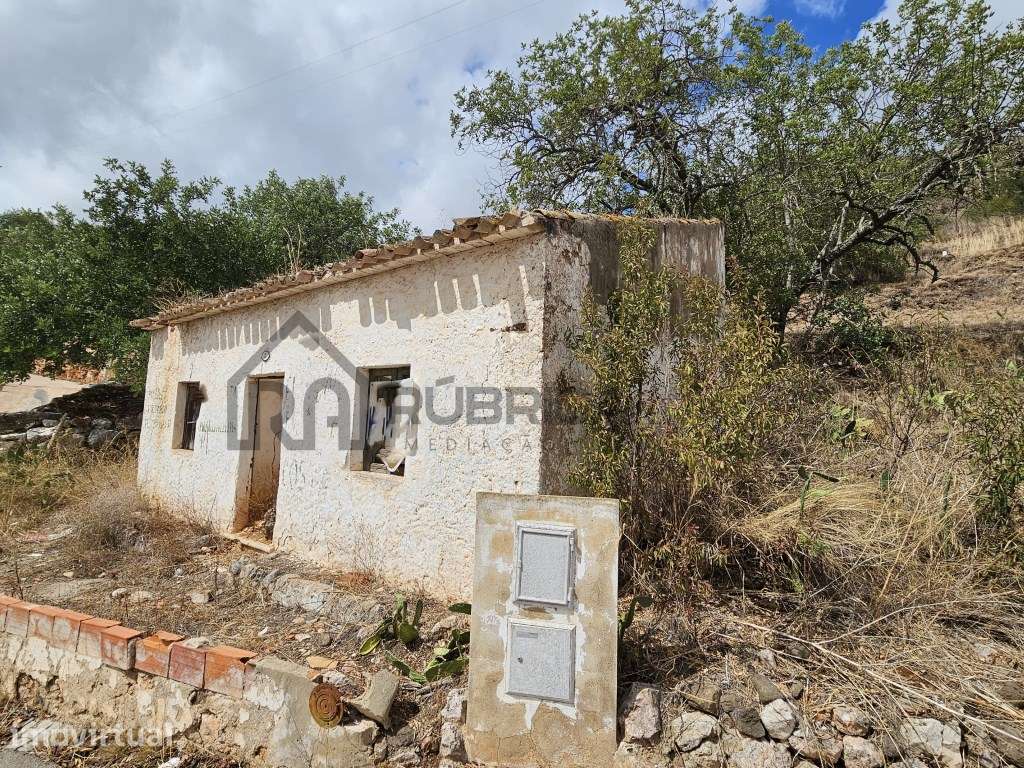 terreno com ruína em Alte para construção de Moradia - Grande imagem: 2/8