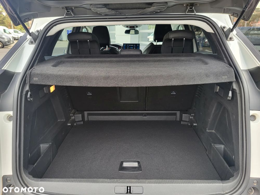 Peugeot 3008 1.5 BlueHDi Allure S&S - 11