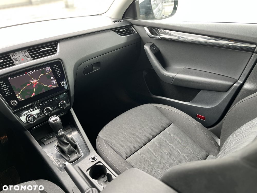Skoda Octavia 2.0 TSI Style DSG - 25