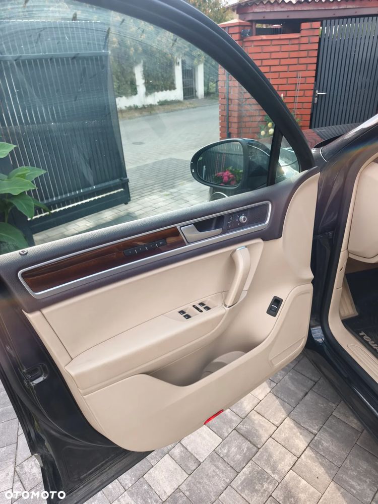 Volkswagen Touareg - 11