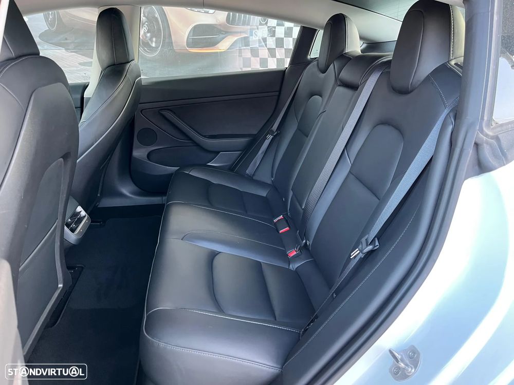 Tesla Model 3 Standard Range Plus RWD - 6