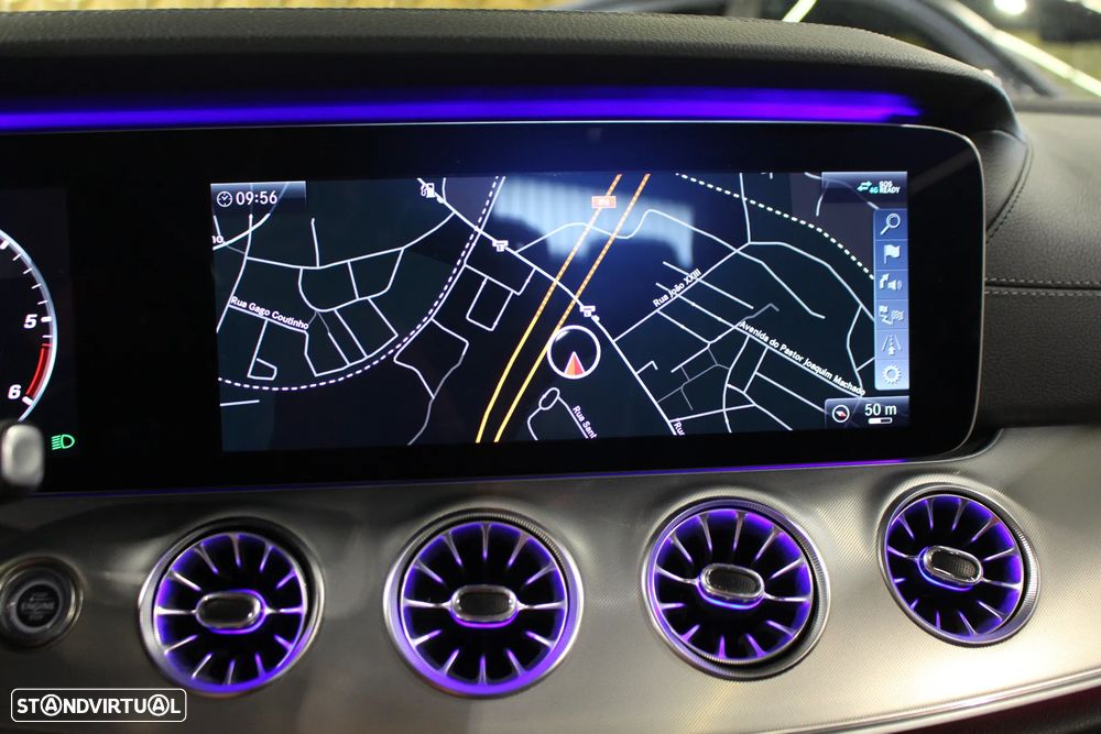 Mercedes-Benz E 200 d AMG Line - 32