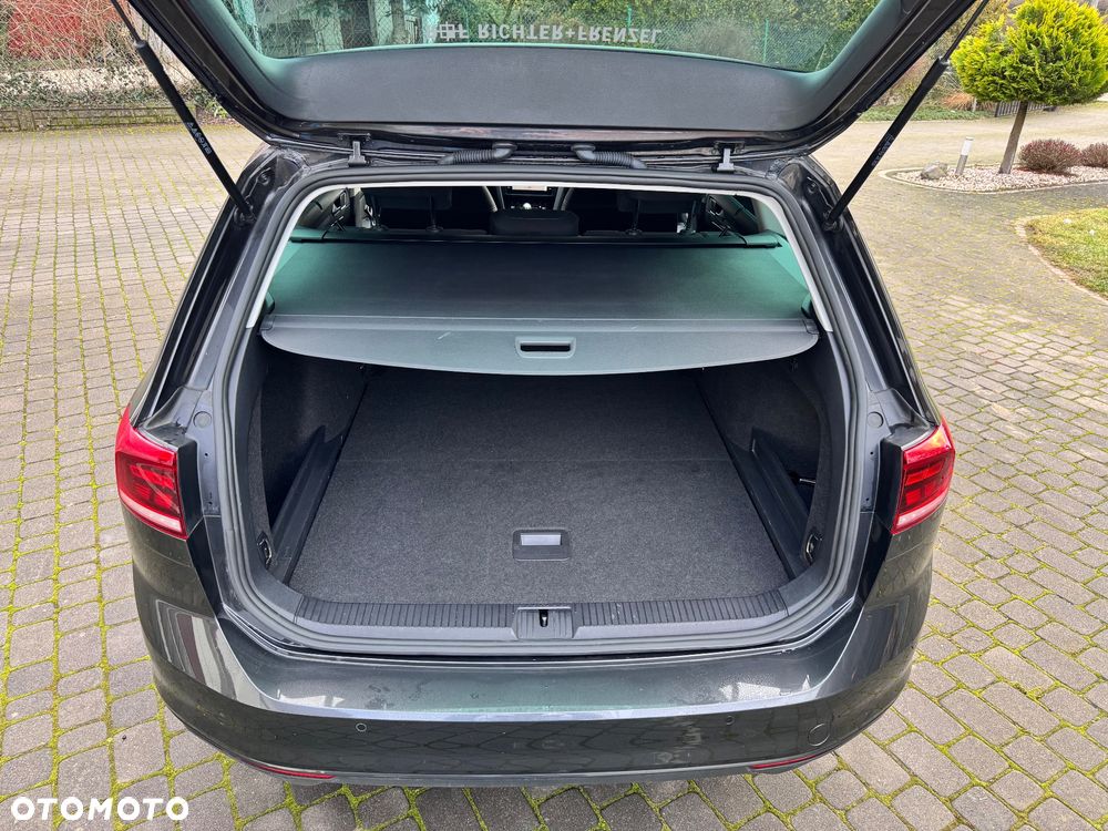 Volkswagen Passat 2.0 TDI SCR DSG Elegance - 15