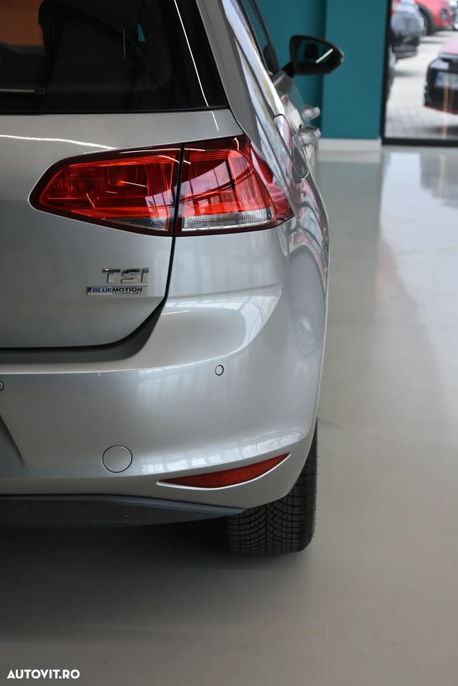 Volkswagen Golf 1.2 TSI BlueMotion Technology Comfortline - 22