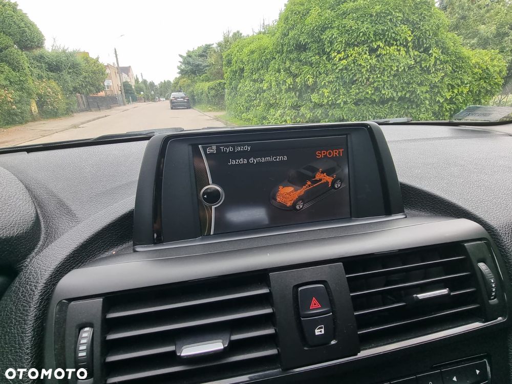 BMW Seria 1 114i - 22