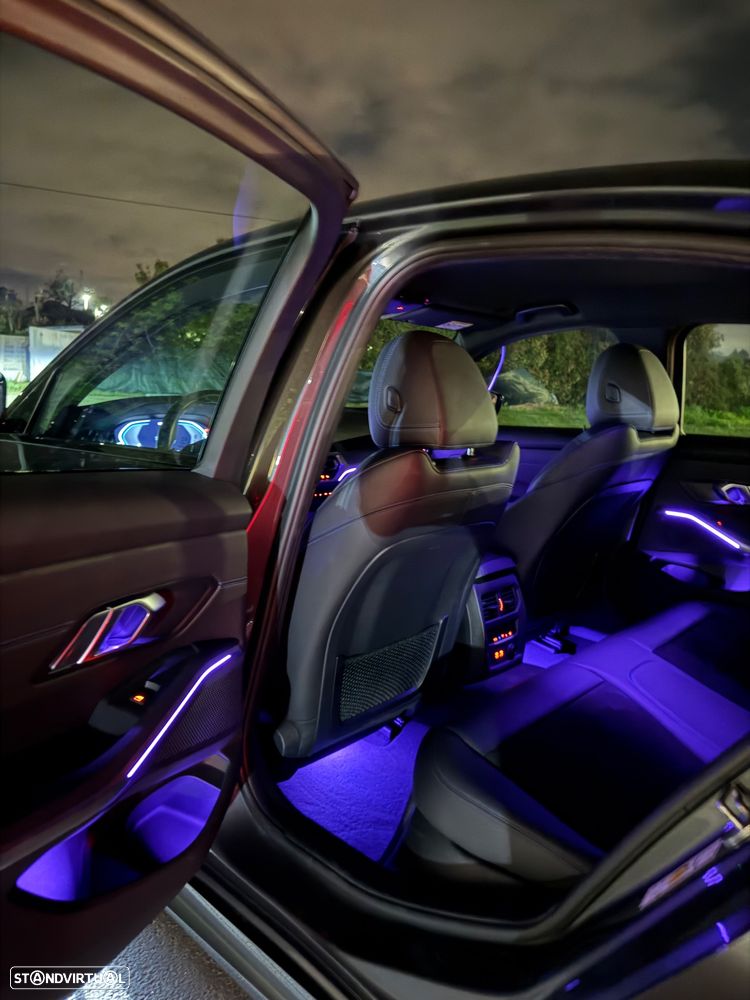 BMW 330 e Aut. M Sport - 27