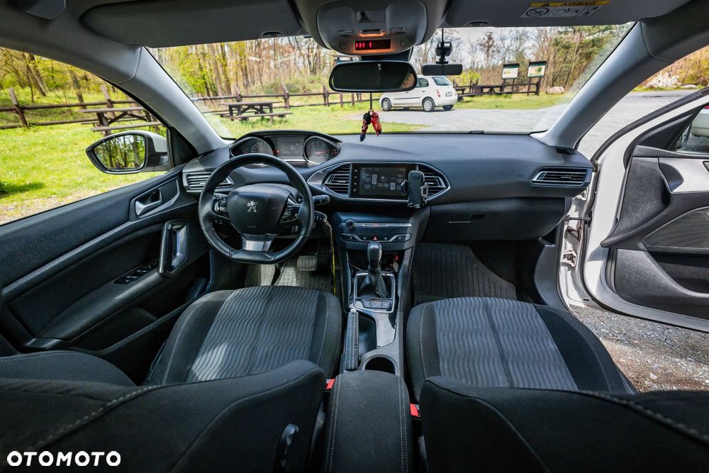 Peugeot 308 BlueHDi 120 EAT6 Stop & Start Active - 7