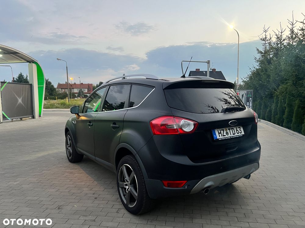 Ford Kuga 2.0 TDCi 2x4 Titanium - 15
