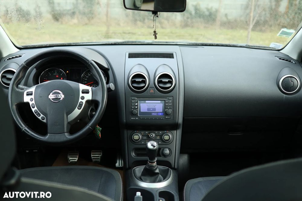 Nissan Qashqai+2 - 4