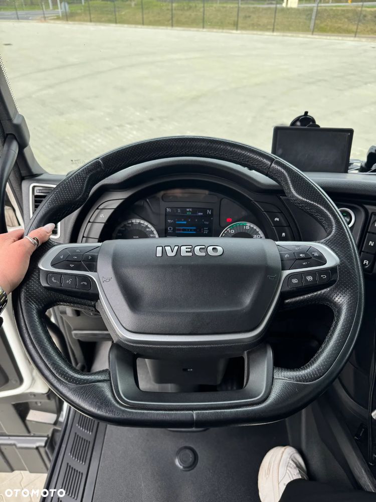 Iveco S-Way - 25