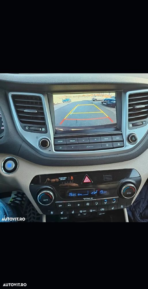 Hyundai Tucson 2.0 CRDI 4WD 6AT Luxury Pack+ - 15