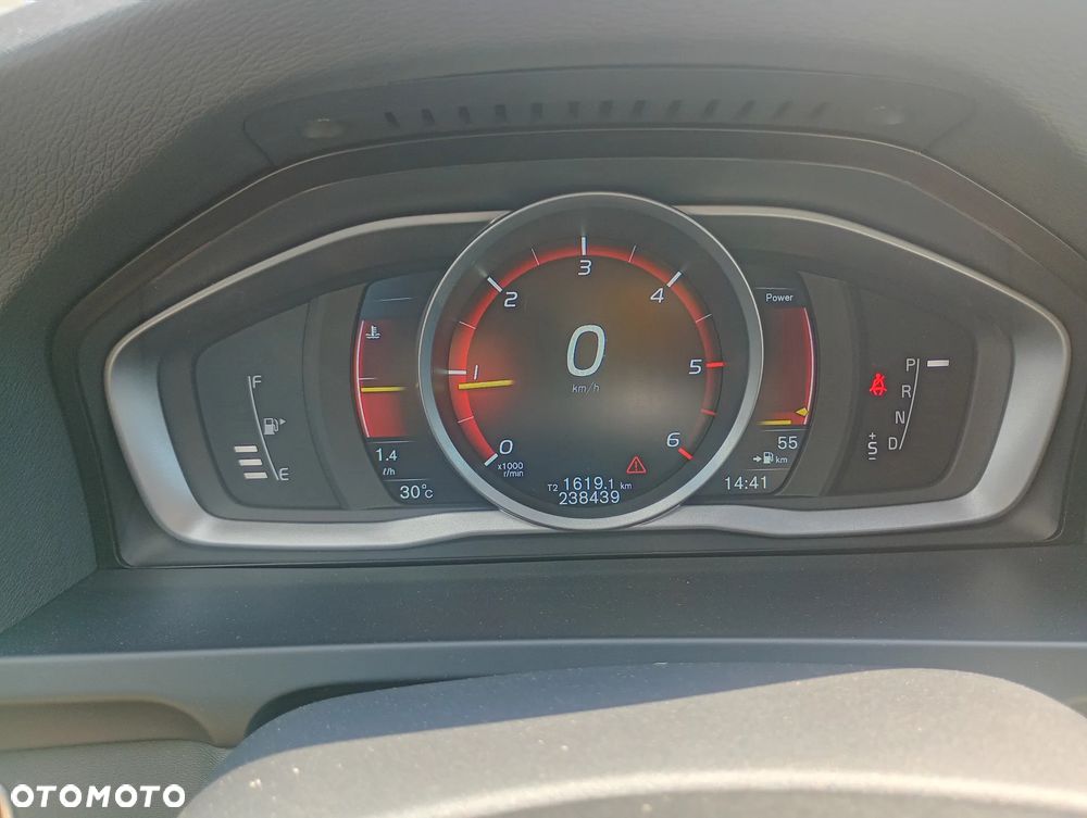 Volvo S60 D3 Geartronic Momentum - 20